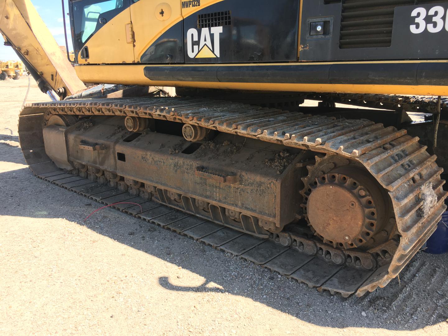 ./imagenes/INVOICE/2019/16826/EXCAVADORA CAT 330D (7).JPG